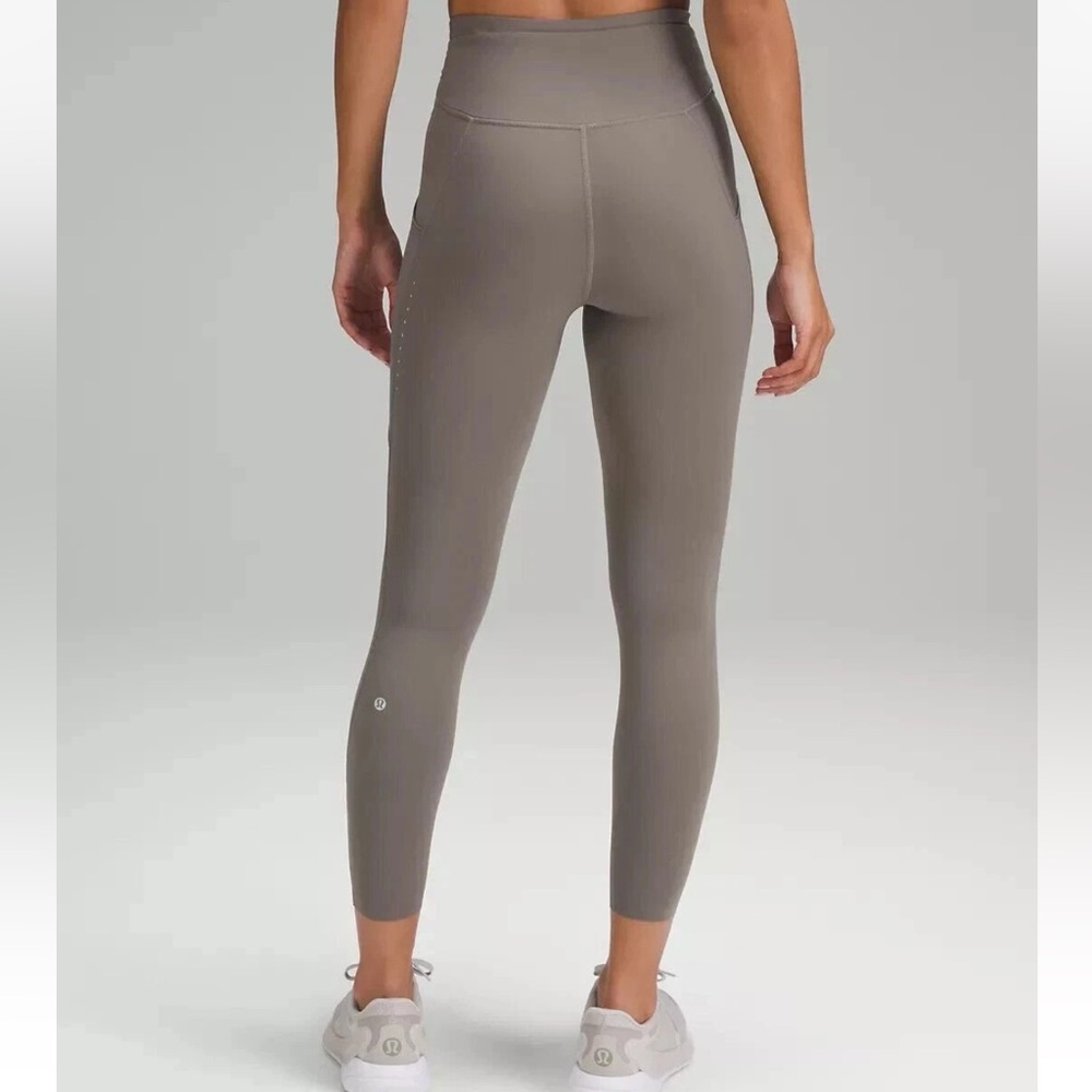 Lululemon Nulux 5 Pocket HR Run Tight 25” Leggings Reflective